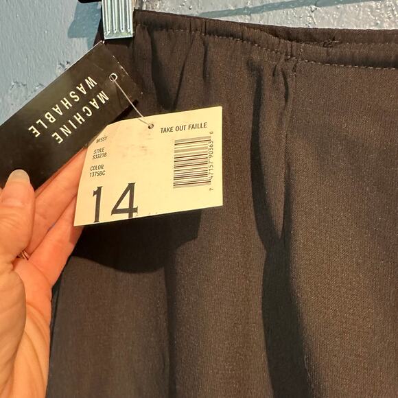 Vintage Sag Harbor New With Tags 14 Skirt Black Floral Office Boho Cottage - Picture 4 of 10